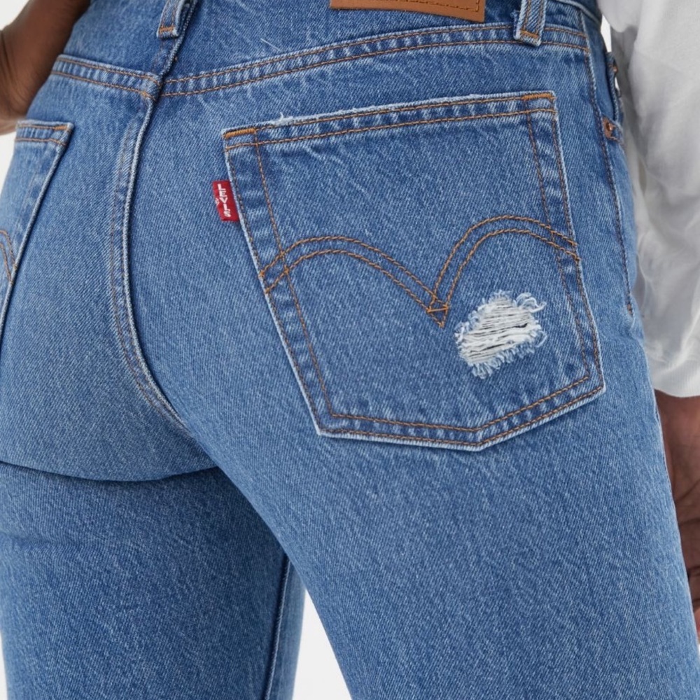 Women’s Levi’s jeans! NWOT!